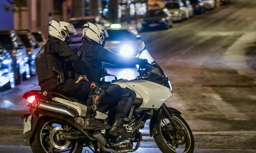 ΕΛ.ΑΣ.: Σύλληψη αστυνομικού για υπεξαίρεση υπηρεσιακών όπλων